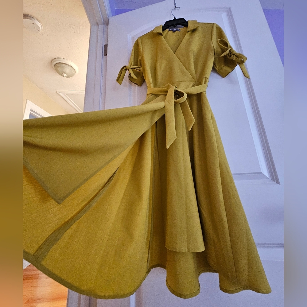 Sharagano Yellow Wrap Midi Dress Size 4